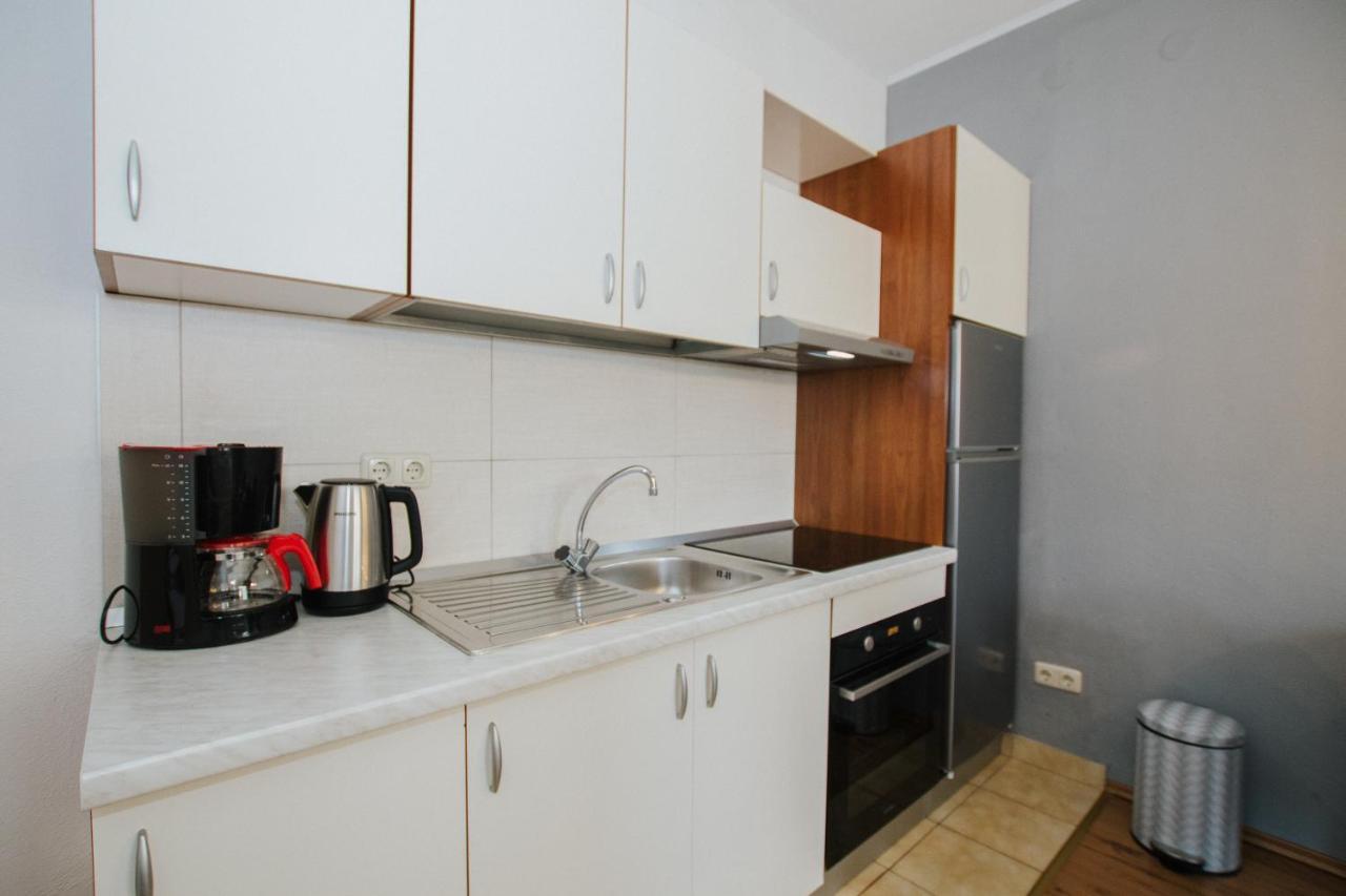 Apartment Deni Solin Eksteriør billede